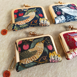 《特集掲載》【鳥さんブラック】全４色　アクセサリーケース携帯用（小）〔多機能ミニマム〕〈セミオーダーメイド〉 2枚目の画像