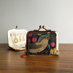 《特集掲載》【鳥さんブラック】全４色　アクセサリーケース携帯用（小）〔多機能ミニマム〕〈セミオーダーメイド〉 1枚目の画像