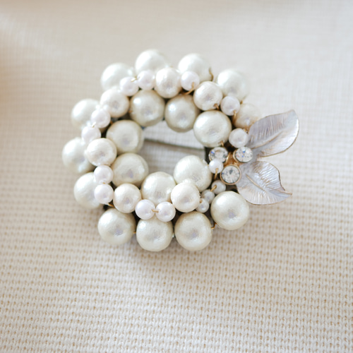 再販 Pearl Garland パールと葉モチーフのブローチ ブローチ verdad