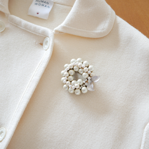 再販 Pearl Garland パールと葉モチーフのブローチ ブローチ verdad