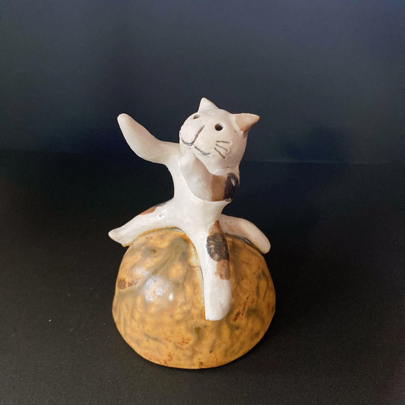 【贈送貓陶器】貓又倒立支撐酒杯狀飲料 妖怪陶器 第6張的照片