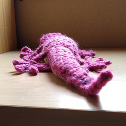 「大きいやもりん-No.1」手編み あみぐるみ やもり 家守 縁起物 5枚目の画像