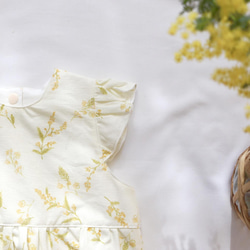 【2026年3月まで】特集掲載/満開のミモザロンパース/セットでヘアバンドもいかがですか？/ミモザ/フリル袖/出産祝い 3枚目の画像