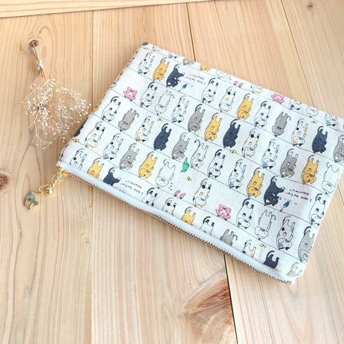 フラットポーチ♡ハンカチ♡ハンドメイド♡オーダーページ【にゃんこ 20】 フラットポーチ♡ハンカチ♡ハンドメイド♡オーダーページ