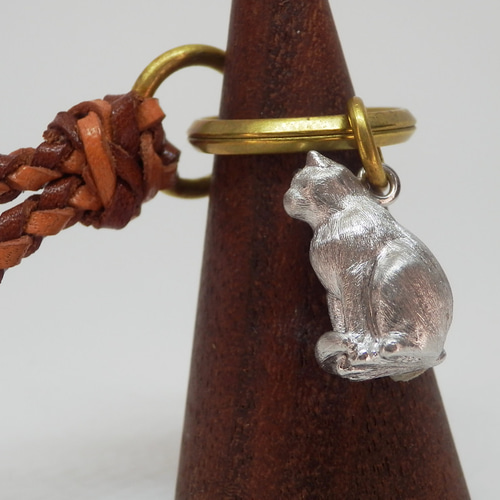 925刻印　レア品　銀製　猫　根付　20g 東な7-0329☆2F SV925猫の根付 (※受注制作) その他アクセサリー bon bon