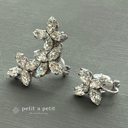 総スワロフスキー®︎ Fleur ニッケルフリーイヤーカフ trois