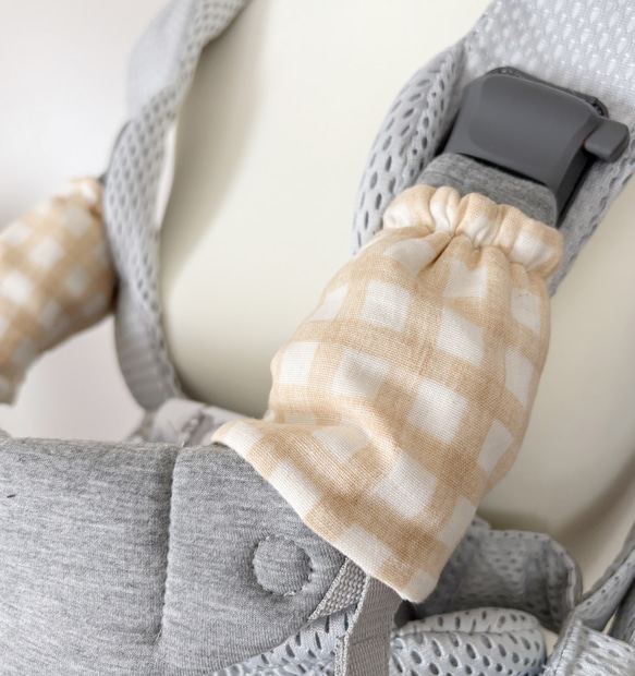 ☆ベビービョルンHARMONY、ONE、ONEKAI、アンジェレッテ用 リバーシブルよだれカバー☆ブロックチェック 7枚目の画像