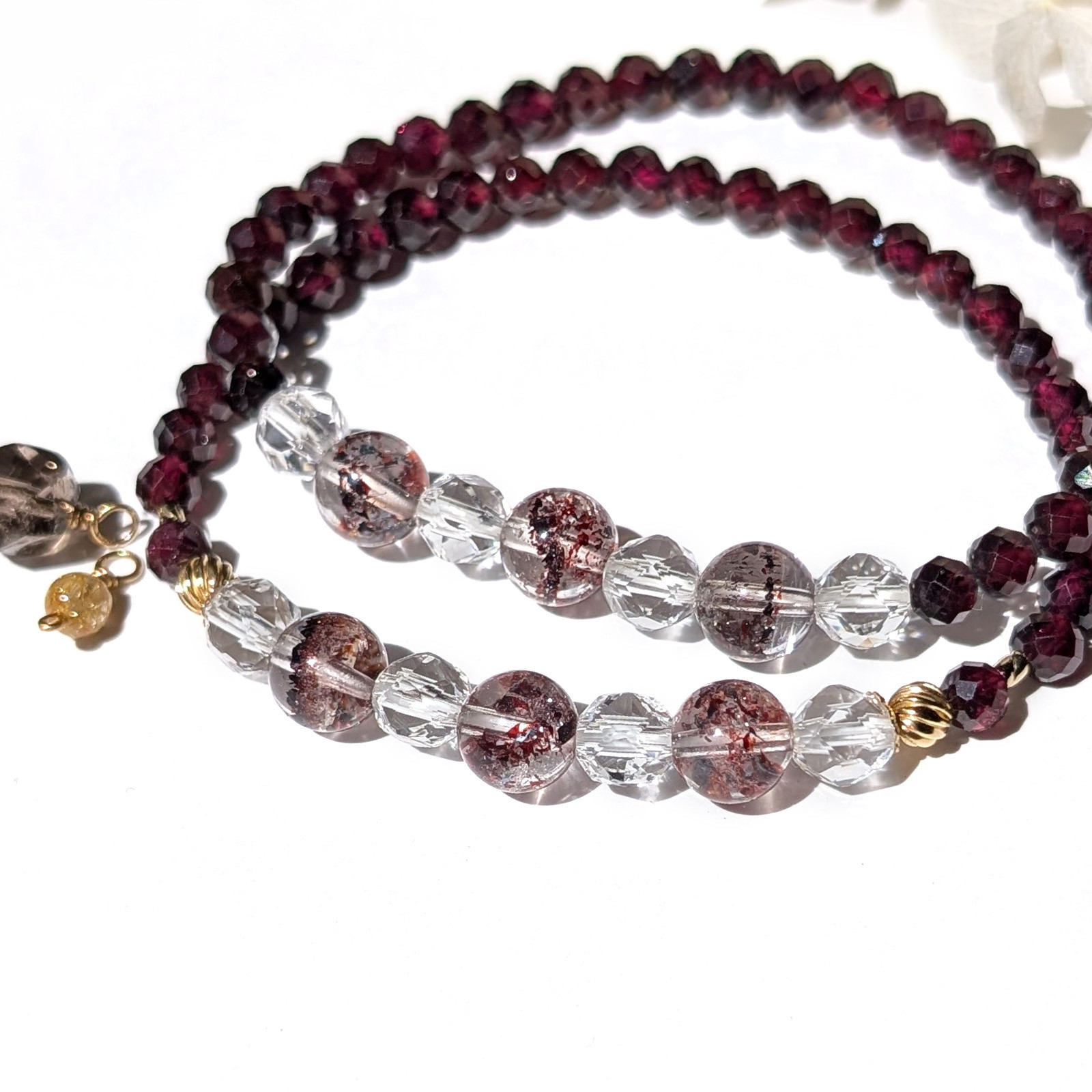 Bouquet／炎の煌めき レピドクロサイトインクォーツ×水晶×ロードライトガーネット　ブーケブレスレット