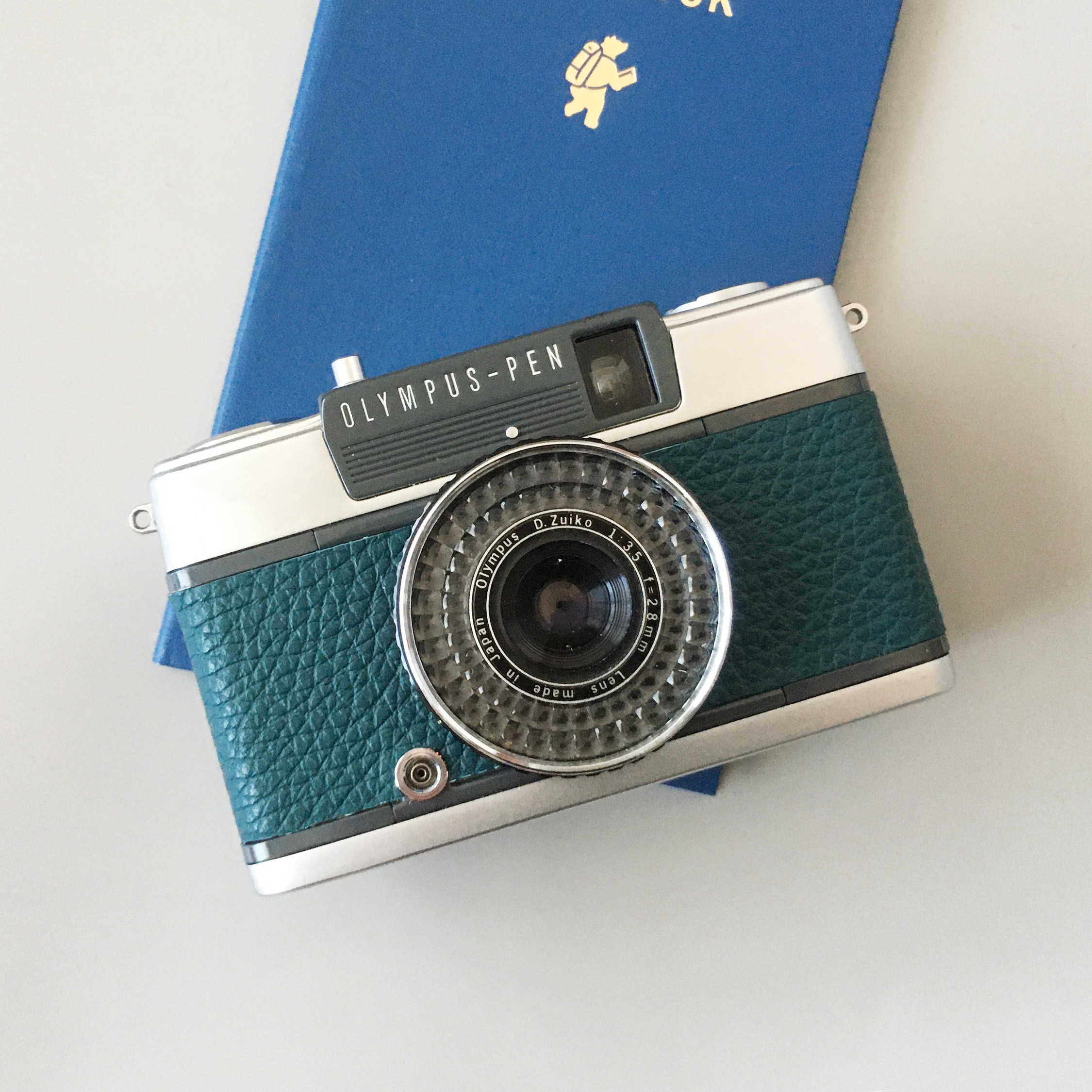 【１点物フィルムカメラ】OLYMPUS PEN EE 3 リメイク ブルー 美品 中古】OLYMPUS オリンパス PEN EE-3 ネイビーブルー コンパクト