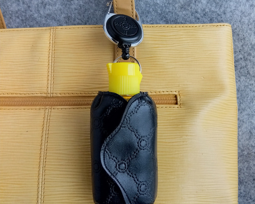 手ピカジェルホルダーリール付き　上下方向取り付け可能ハンドメイドアイデア作品 d139f0761694de8ccb259bfdf2a8fc
