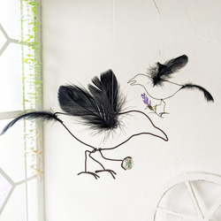 ヤタガラス】羽とワイヤーの鳥モビール カラス 八咫烏 サン