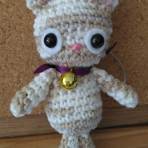 再販・編み猫ストラップ（6つのうち一つ） あみぐるみ いちごママ 通販