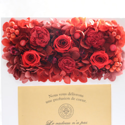 還暦祝い　赤　フォトフレーム　プリザーブドフラワー　写真立て　花　記念日　還暦　誕生日　母の日　結婚　退職　プリザ 3枚目の画像