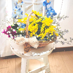 ミモザと春のお花いっぱい♡basket＊＊春ギフトセット♪♪♪  <ポプリサシェ付き> 1枚目の画像