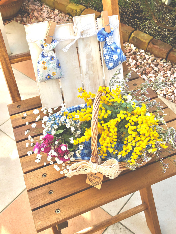 ミモザと春のお花いっぱい♡basket＊＊春ギフトセット♪♪♪  <ポプリサシェ付き> 2枚目の画像