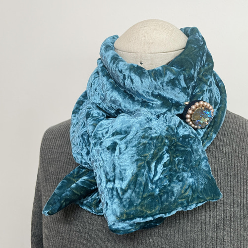 送料無料】触り心地抜群！ベルベットのミニマフラー<Peacock blue 