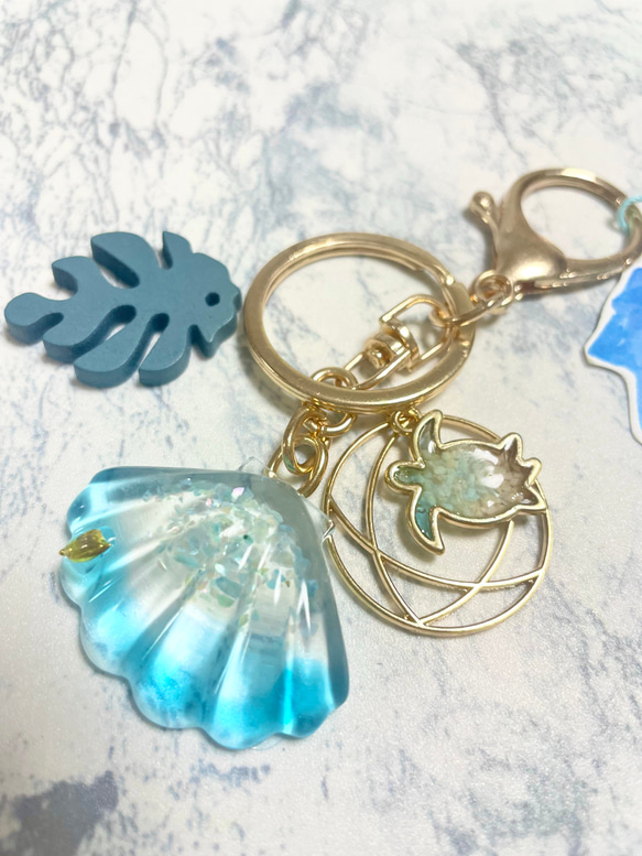 モンステラ、ホヌ、ハワイアン、キーホルダー ハワイアンな木製