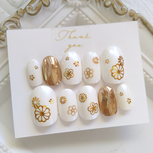 白無垢や振袖に◇デザイン選べる◇白とゴールドの花と麻の葉模様の和柄