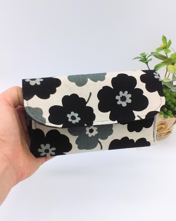 【再販】全7カラー※ミニ財布⭐︎北欧風の花柄&デニム（ブラック） 8枚目の画像