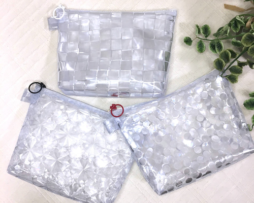 フラットポーチ　キラキラレース×香水薔薇　両面パネル　コスメポーチ　MP-40 楽天市場】薔薇柄 ポーチ（美容・コスメ・香水）の通販