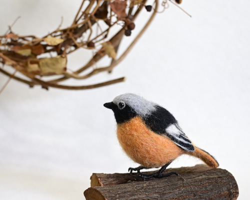 受注後制作】羊毛フェルト 野鳥 小鳥 卓上マスコット ジョウビタキ