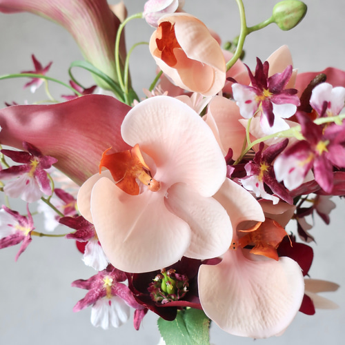 カラーと胡蝶蘭のウェディングブーケ・ブートニア/アーティフィシャル