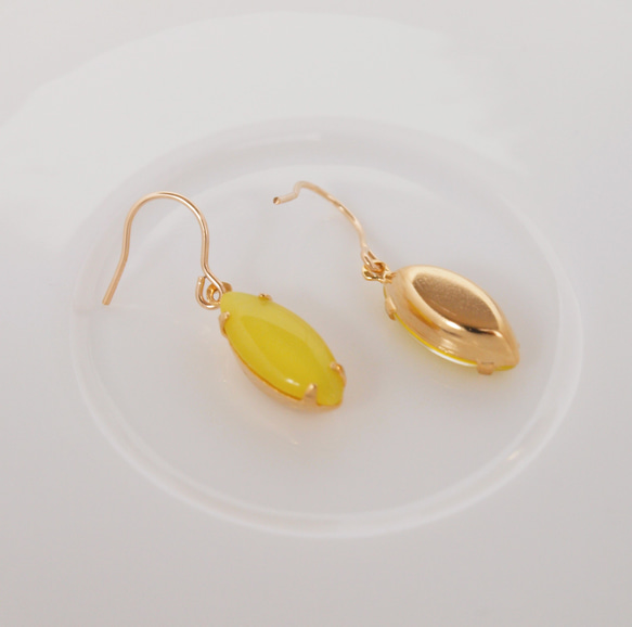 14kgf Vintage Yellow Rhinestoneピアス 6枚目の画像