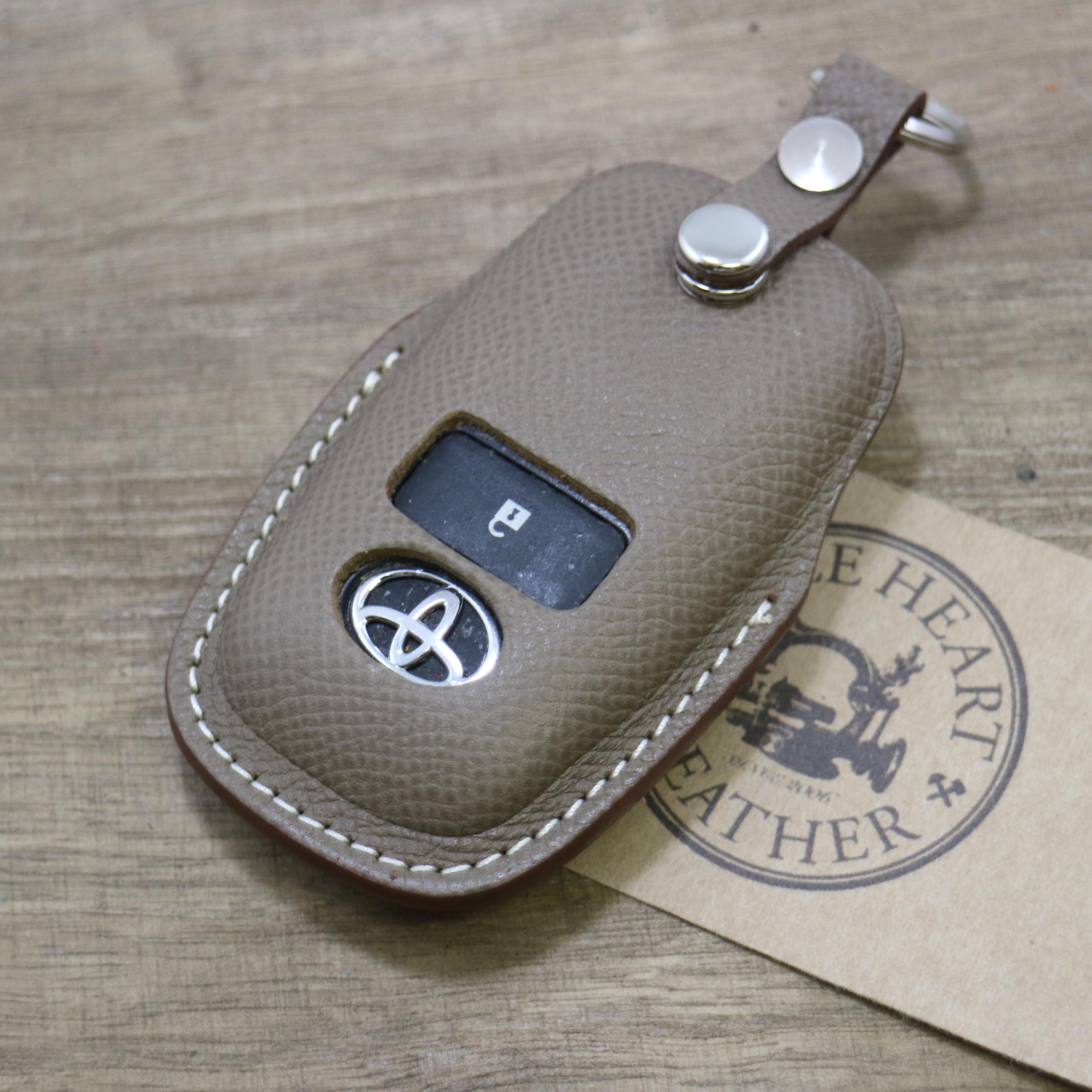 名入れ 無料 スマートキーケース　トヨタ　本革  ライズ　等  欧州産皮革ヴォーエプソン仕様