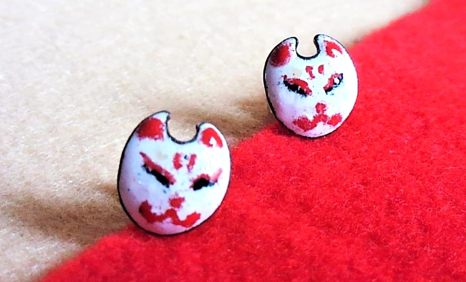 手描狐ノ面ピアス　スタッド