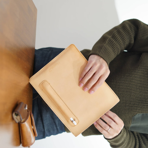 iPadケース 本革 ヌメ革 ナチュラル 生成り タブレット apple