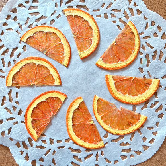 ピンク ネーブル オレンジ  押しフルーツ ハーフ 8枚 ポンカン みかん レジン キャンドル ドライフルーツ 素材 1枚目の画像