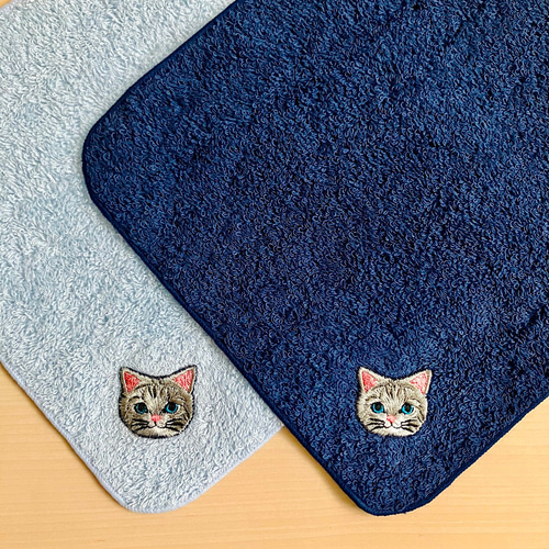 猫さん刺繍と泉州タオル_コバルトブルー ハンカチ・手ぬぐい Reona