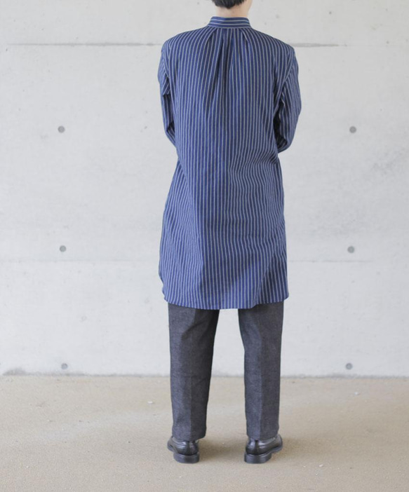 Long Farmers Shirts stripeインディゴ抜染シャンブレーロングファーマーズシャツ 6枚目の画像