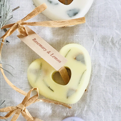 ボタニカルアロマワックスサシェ ～ローズマリー＆レモンの香り