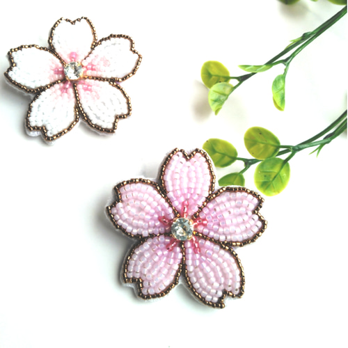 Amazon.co.jp: ブローチ ビーズ刺繍アクセサリー ビーズ刺繍