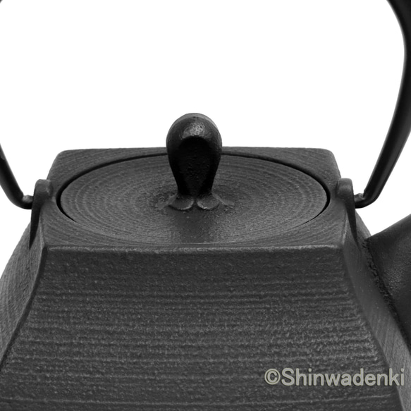 南部鉄器 鉄瓶 石庭0.8L 内面素焼き・酸化被膜仕上 日本製 鉄瓶 8L GM1208260537(9295円)