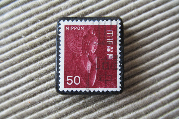 アップサイクル　日本　昭和切手ブローチ7095 1枚目の画像