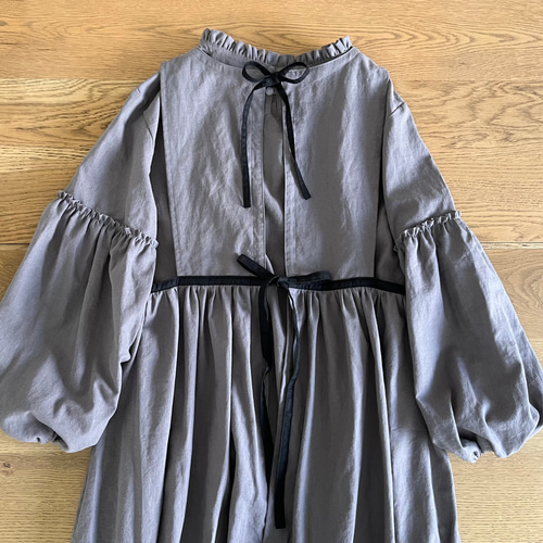 たっぷりギャザー⚮̈バイカラー⚮̈エプロンワンピース⚮̈リネン