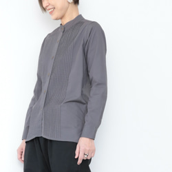 Pintuck band collar shirt / gray 3枚目の画像