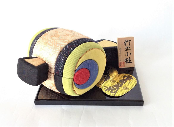 木目込人形 金の小槌を持った男子 塩沢織木目込人形 打ち出の小槌（縁：黄緑） その他人形 tsumugi