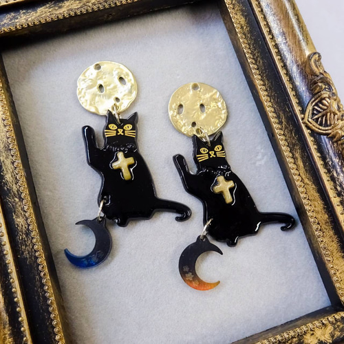 月に願いを 黒猫とお月さま ピアス イヤリング 黒ネコ ねこ cat 大ぶり