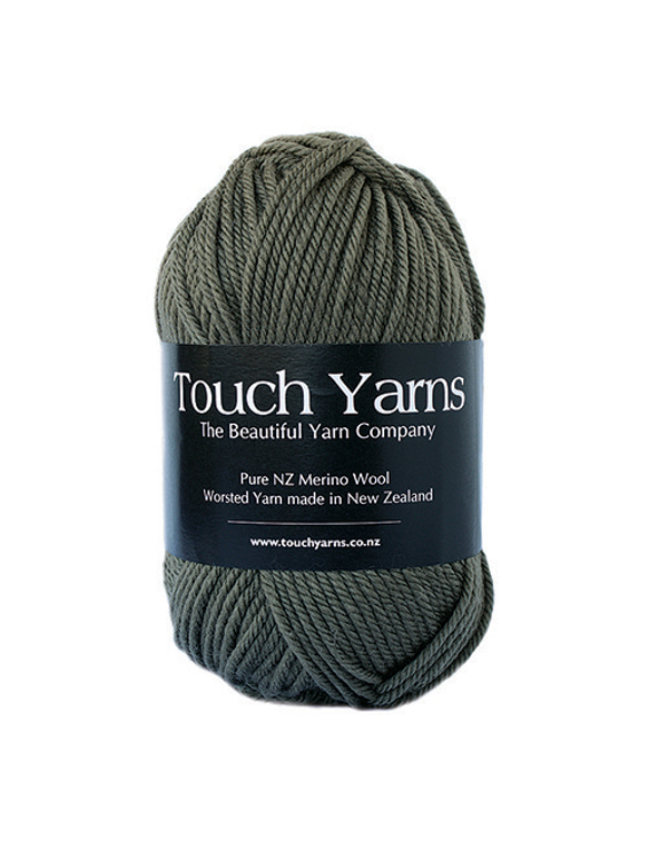 ニュージーランドメリノウール100％　並太8ply　50ｇ玉　olive 6枚目の画像