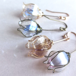 Tear drop flower pierced earring 第2張的照片