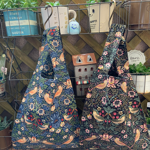 tohdesignworks エッグパンツ　ウィリアム・モリスいちご泥棒 いちご泥棒のエッグパンツ/brown black シーチングタイプ
