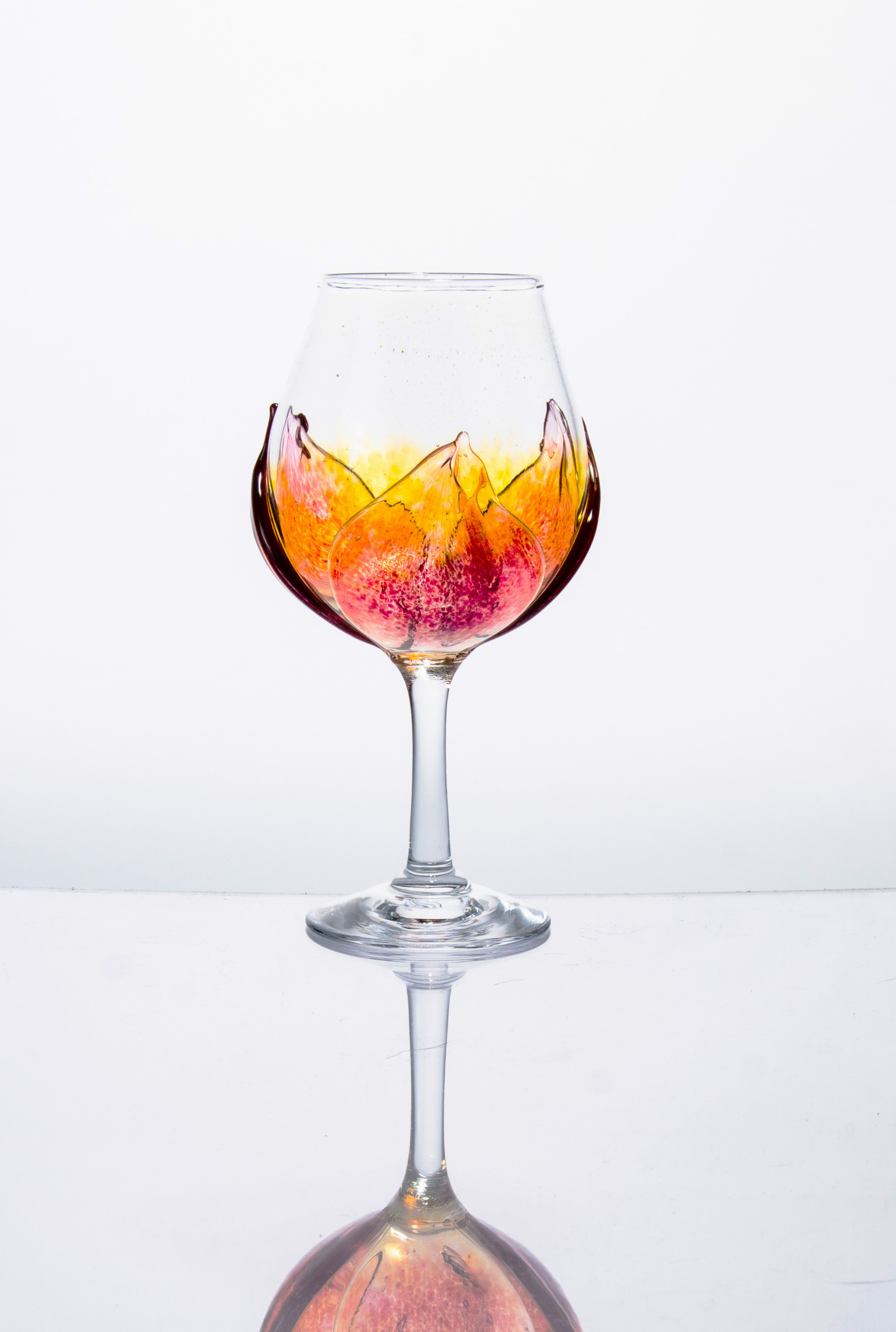 つぼみワイングラス　（ゴールドルビー）