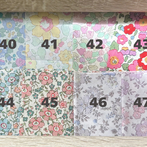 1点から購入可能 80種類以上 選べるパッチンピン セット リバティ