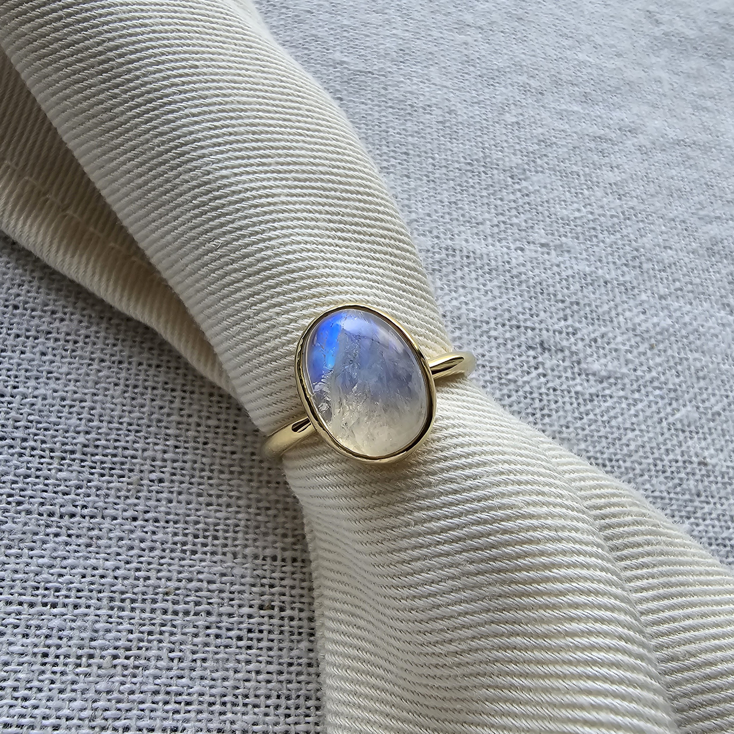 No.088    ムーンストーンリング