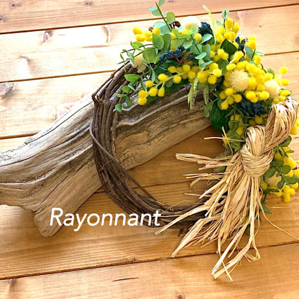 ミモザリース 三日月形 リース Rayonnant 通販 11227587｜Creema(クリーマ)