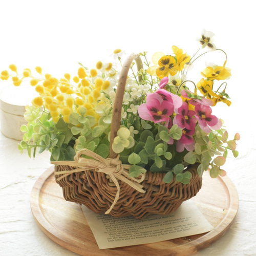 パンジーとミモザの寄せ植えバスケットアレンジメント アートフラワー