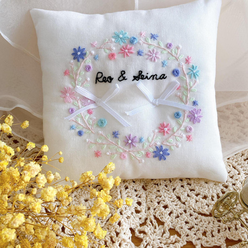 名入れ無料】花の刺繍のリングピロー(bouquet) リングピロー ...